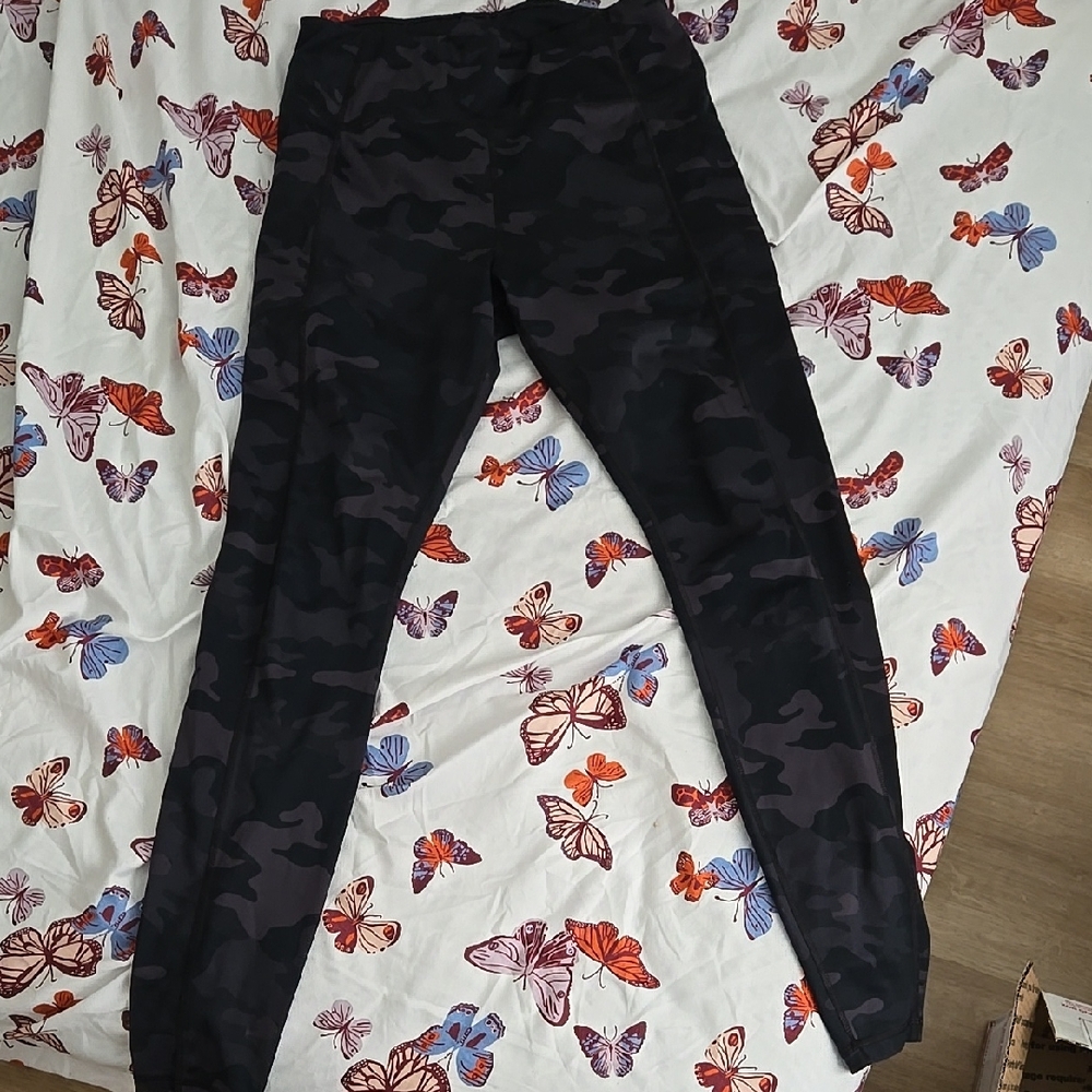 Avia Black and Gray Camouflage Pants